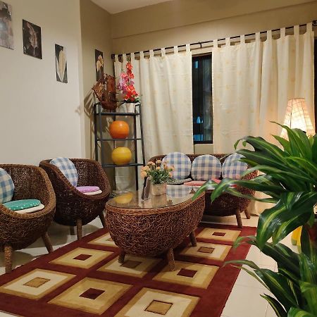 De Cozy Corner Suria Rafflesia Setia Alam Apartment Shah Alam Bagian luar foto