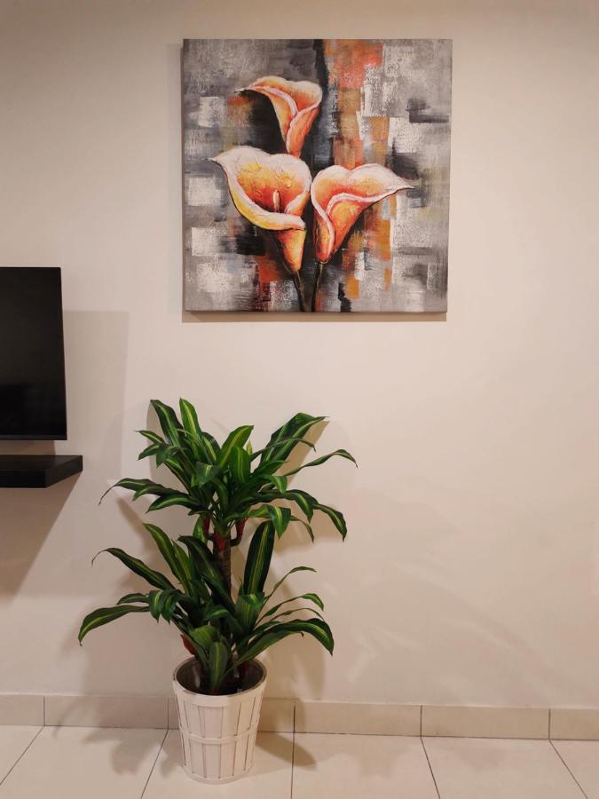 De Cozy Corner Suria Rafflesia Setia Alam Apartment Shah Alam Bagian luar foto