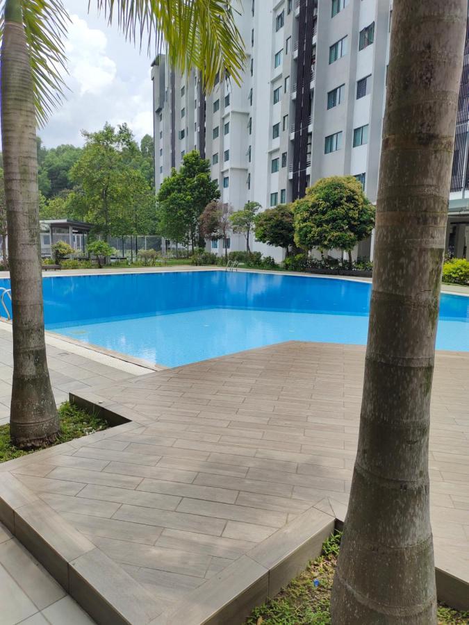 De Cozy Corner Suria Rafflesia Setia Alam Apartment Shah Alam Bagian luar foto