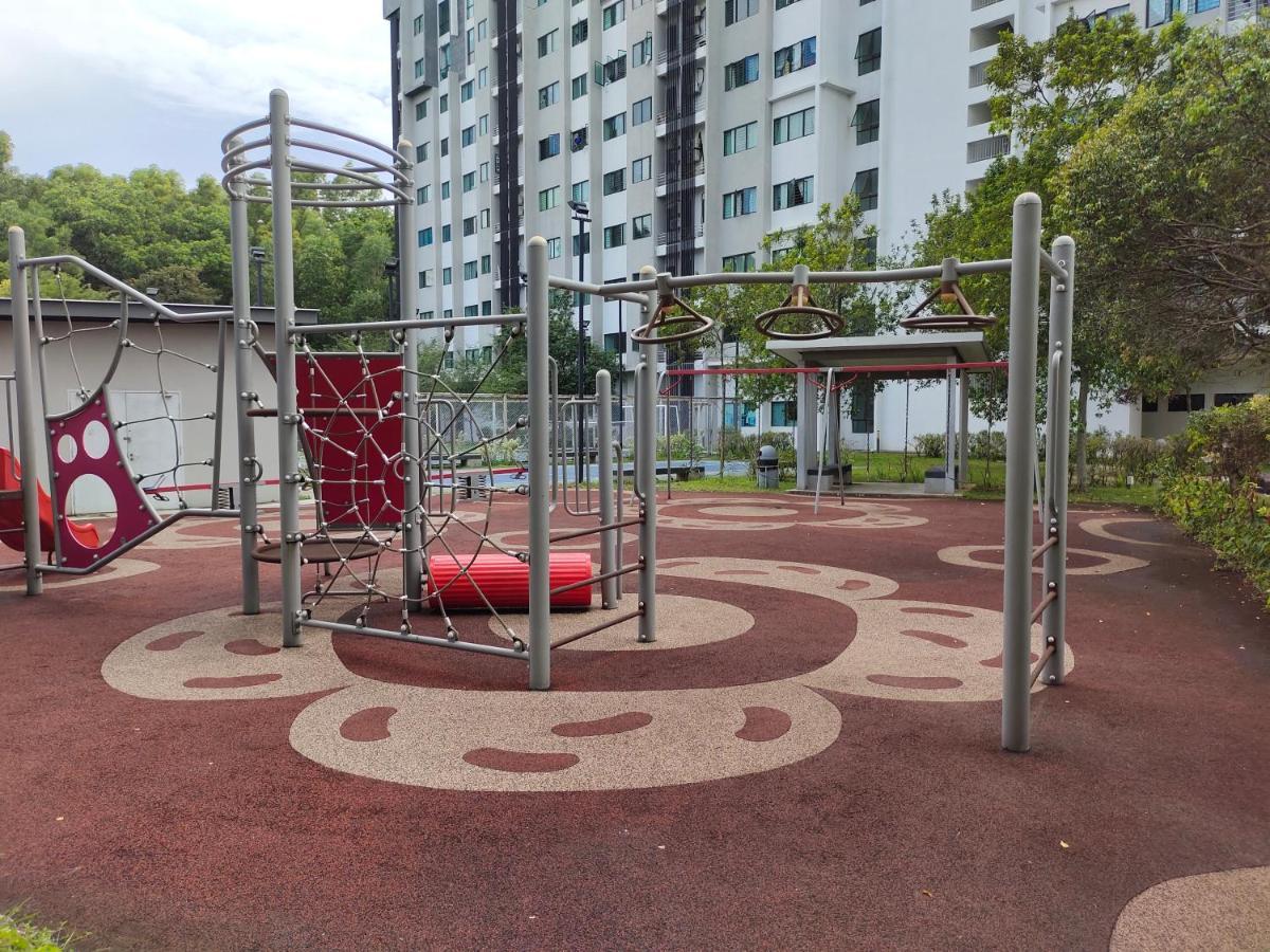De Cozy Corner Suria Rafflesia Setia Alam Apartment Shah Alam Bagian luar foto